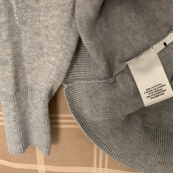 Ann Taylor, XS, Silver Polka Dot Pull Over - Picture 3 of 10
